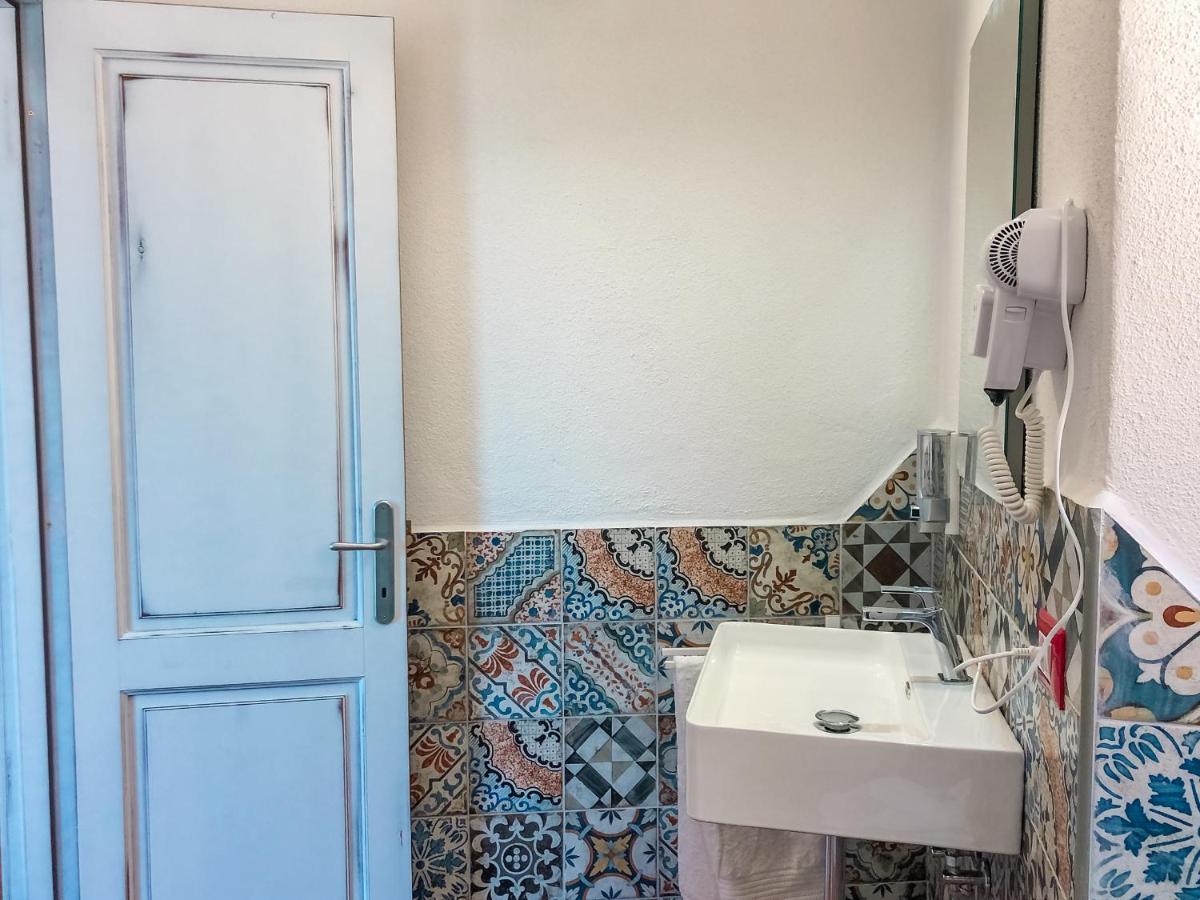 Panoramic Rooms Fora E ' Muros With Sea View Common Terrace , Ammentos Posada Exterior photo